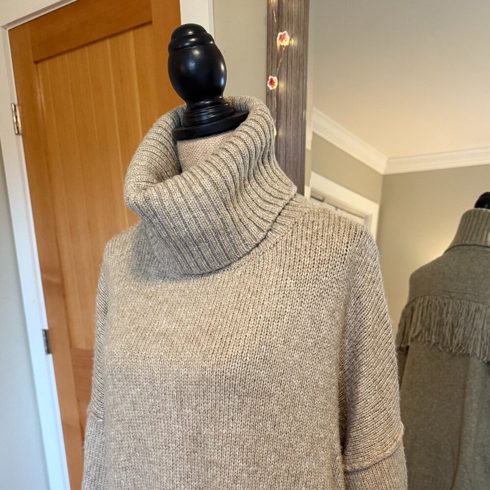 Free People Fluffy Turtleneck Pullover Sweater – Size M